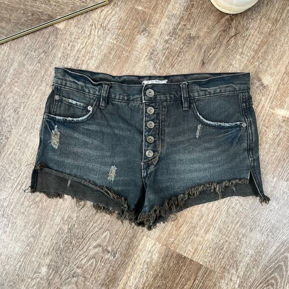 Free People Black Distressed Button Fly Jean Shorts Raw Hem Split Seam - Picture 1 of 4